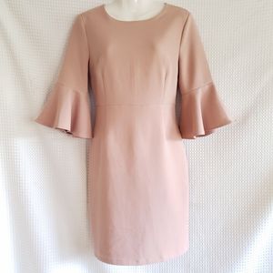 Blaque Label Flutter sleeve dress 👗 size M